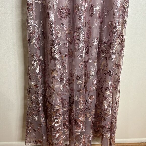 Mac Duggal EMBELLISHED V NECK ILLUSION LONG SLEEVE A LINE GOWN in rose size 4 - Picture 7 of 12